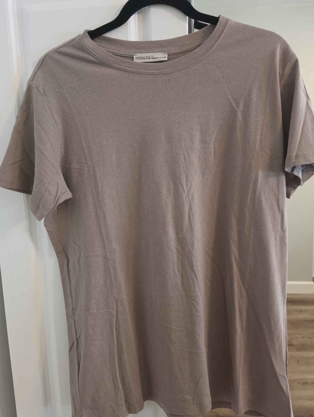 Zenana Boyfriend Short Sleeve Tee in Ash Mocha - Size SMALL